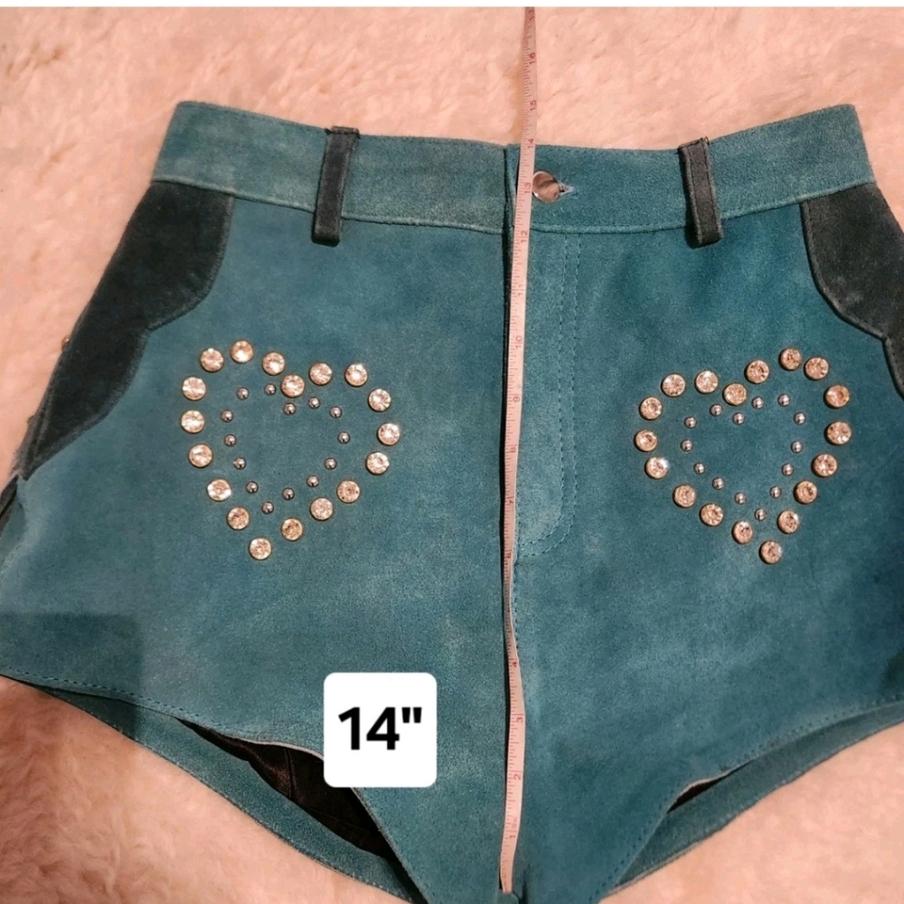 Understated Leather Wanted Suede Fringe Stud Shorts M - Picture 11 of 11
